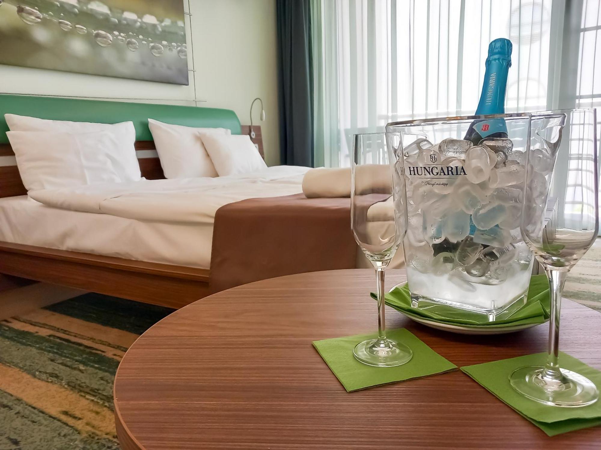 Vital Hotel Nautis Gárdony Extérieur photo